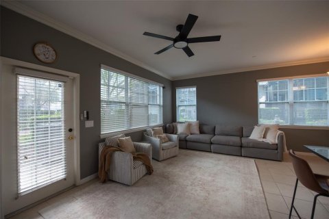 Townhouse in Oviedo, Florida 3 bedrooms, 145.76 sq.m. № 2150456 - photo 11