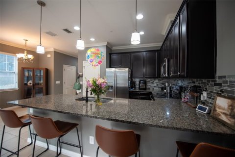 Townhouse in Oviedo, Florida 3 bedrooms, 145.76 sq.m. № 2150456 - photo 10