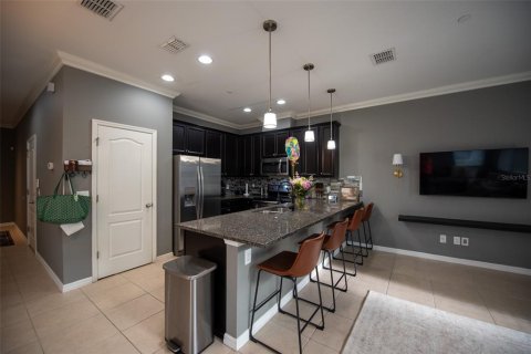 Townhouse in Oviedo, Florida 3 bedrooms, 145.76 sq.m. № 2150456 - photo 16