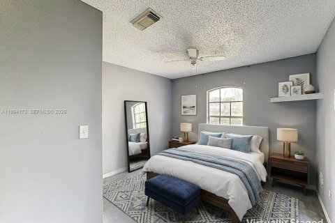 Villa ou maison à vendre à Port St. Lucie, Floride: 3 chambres, 142.98 m2 № 2056328 - photo 7