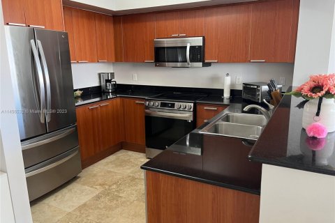 Condo in Sunny Isles Beach, Florida, 2 bedrooms  № 1959323 - photo 5