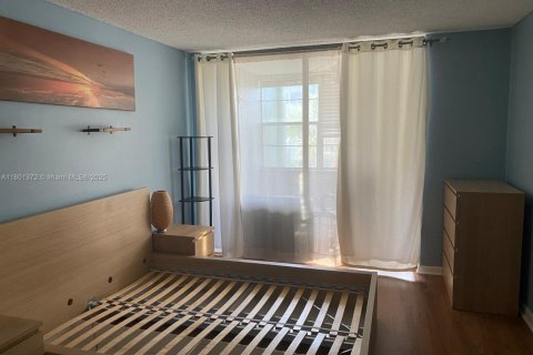 Condominio en venta en Hollywood, Florida, 1 dormitorio, 72.46 m2 № 1697591 - foto 8