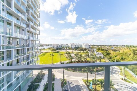 Condo in Sunrise, Florida, 1 bedroom  № 2014039 - photo 7