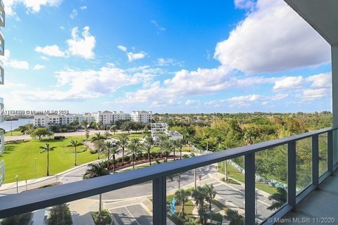 Condo in Sunrise, Florida, 1 bedroom  № 2014039 - photo 9