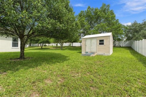 House in Weeki Wachee, Florida 3 bedrooms, 186.45 sq.m. № 2391028 - photo 30