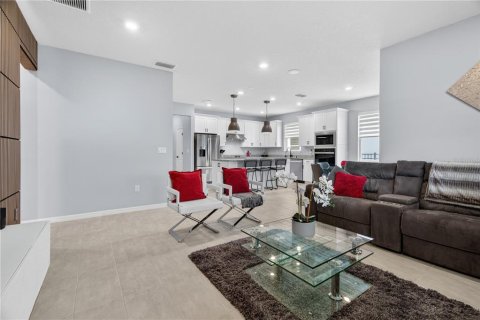 Villa ou maison à vendre à Orlando, Floride: 4 chambres, 171.87 m2 № 2236492 - photo 16
