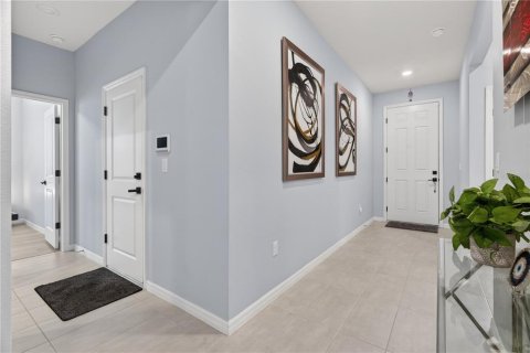 Villa ou maison à vendre à Orlando, Floride: 4 chambres, 171.87 m2 № 2236492 - photo 4
