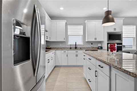 Villa ou maison à vendre à Orlando, Floride: 4 chambres, 171.87 m2 № 2236492 - photo 8
