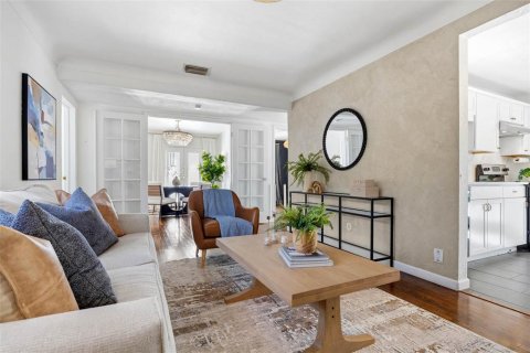 Casa en venta en Saint Petersburg, Florida, 3 dormitorios, 97.92 m2 № 2221151 - foto 2