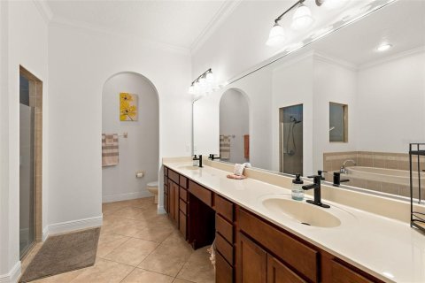 Townhouse in Cape Canaveral, Florida 4 bedrooms, 218.32 sq.m. № 2208250 - photo 20