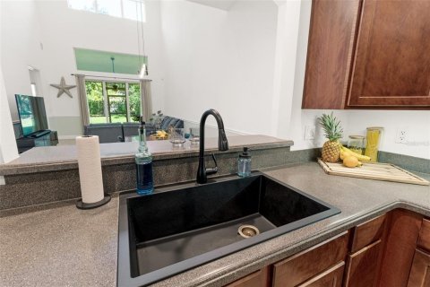 Townhouse in Cape Canaveral, Florida 4 bedrooms, 218.32 sq.m. № 2208250 - photo 6