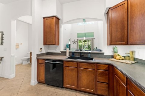 Townhouse in Cape Canaveral, Florida 4 bedrooms, 218.32 sq.m. № 2208250 - photo 5