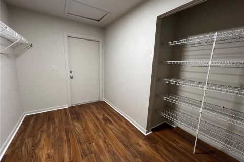 Снять в аренду виллу или дом в Хай-Спрингс, Флорида 4 спальни, 115.94м2, № 2158062 - фото 15