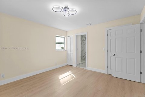 House in Hobe Sound, Florida 3 bedrooms, 105.35 sq.m. № 1772332 - photo 13
