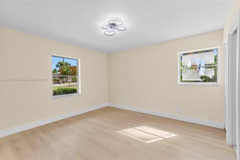 House in Hobe Sound, Florida 3 bedrooms, 105.35 sq.m. № 1772332 - photo 12
