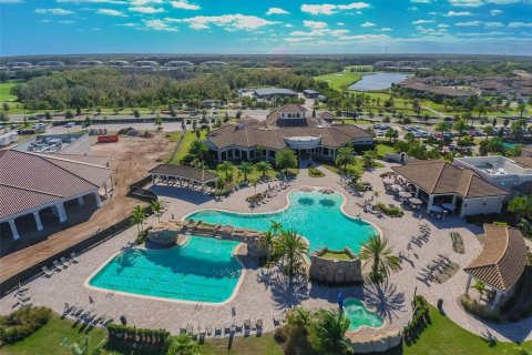 Condo in Bradenton, Florida, 2 bedrooms in LAKEWOOD NATIONAL № 2143190 - photo 5