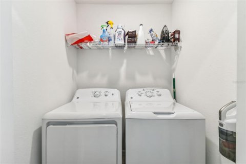 Condo in Bradenton, Florida, 2 bedrooms in LAKEWOOD NATIONAL № 2143190 - photo 30