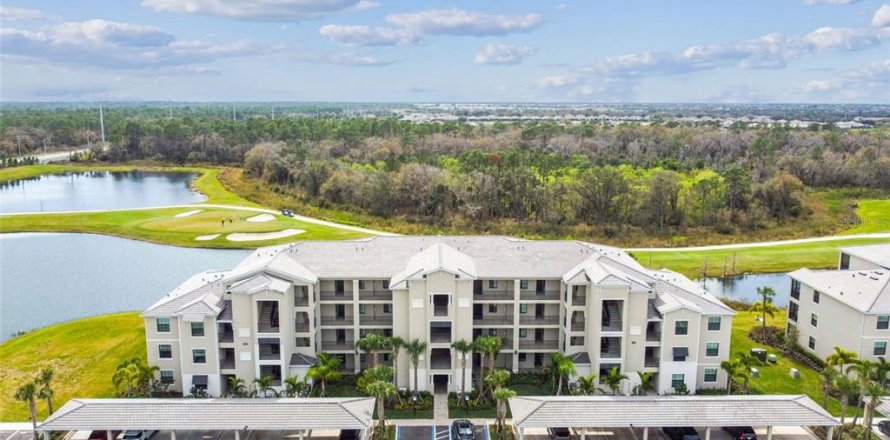 Condo in Bradenton, Florida, 2 bedrooms in LAKEWOOD NATIONAL № 2143190