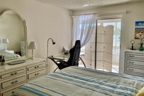 Copropriété à vendre à Bradenton, Floride: 1 chambre, 78.97 m2 № 2102246 - photo 10