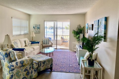 Copropriété à vendre à Bradenton, Floride: 1 chambre, 78.97 m2 № 2102246 - photo 6