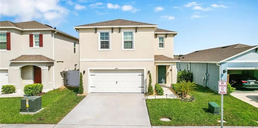 Casa en Saint Cloud, Florida 4 dormitorios, 210.7 m2 № 1771870