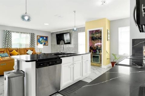 Casa en alquiler en Saint Cloud, Florida, 4 dormitorios, 210.7 m2 № 1771870 - foto 9