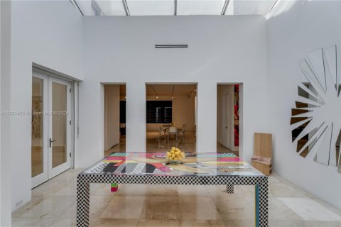 Casa en venta en Key Biscayne, Florida, 3 dormitorios, 1015.05 m2 № 1975296 - foto 23