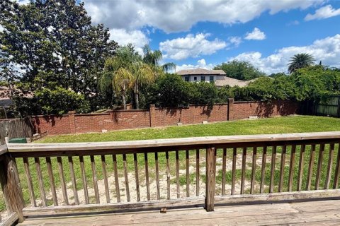 Villa ou maison à louer à Apopka, Floride: 3 chambres, 170.48 m2 № 2100085 - photo 25