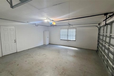 Villa ou maison à louer à Apopka, Floride: 3 chambres, 170.48 m2 № 2100085 - photo 28