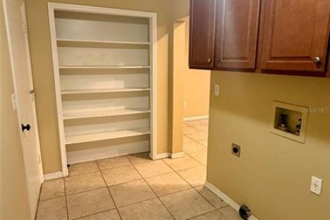 Villa ou maison à louer à Apopka, Floride: 3 chambres, 170.48 m2 № 2100085 - photo 23