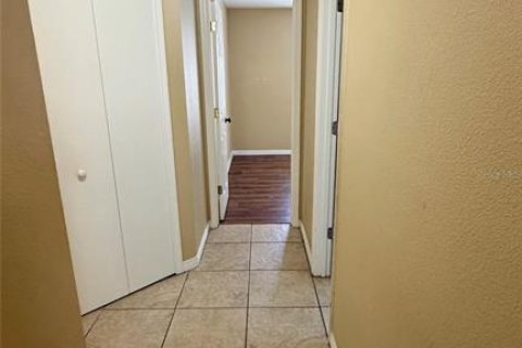 Villa ou maison à louer à Apopka, Floride: 3 chambres, 170.48 m2 № 2100085 - photo 21