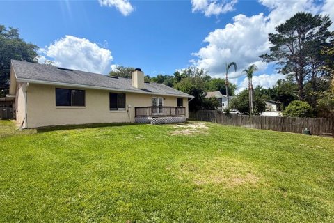 Villa ou maison à louer à Apopka, Floride: 3 chambres, 170.48 m2 № 2100085 - photo 27