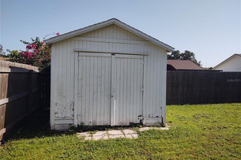 House in New Port Richey, Florida 2 bedrooms, 150.69 sq.m. № 1850270 - photo 16