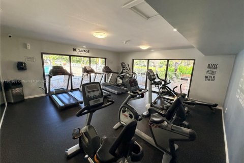 Condominio en alquiler en Miami, Florida, 1 dormitorio, 66.43 m2 № 1953714 - foto 23