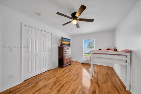 Casa en venta en Cape Coral, Florida, 3 dormitorios, 144.56 m2 № 2170210 - foto 21