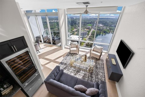 Condo in Orlando, Florida, 3 bedrooms  № 2360445 - photo 9