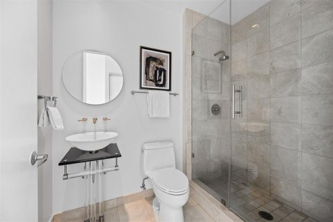 Condo in Orlando, Florida, 3 bedrooms  № 2360445 - photo 26