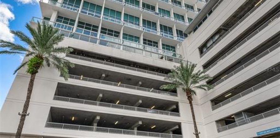 Condo in Orlando, Florida, 3 bedrooms  № 2360445