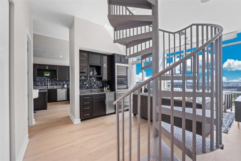 Condo in Orlando, Florida, 3 bedrooms  № 2360445 - photo 21