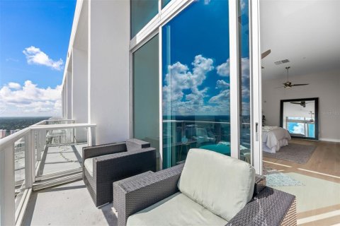 Condo in Orlando, Florida, 3 bedrooms  № 2360445 - photo 30
