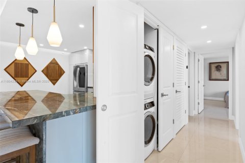 Condominio en venta en Hollywood, Florida, 2 dormitorios, 128.21 m2 № 1958015 - foto 9