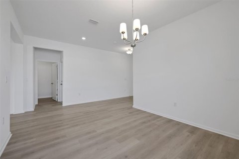 Villa ou maison à vendre à DeLand, Floride: 4 chambres, 196.02 m2 № 1893669 - photo 12