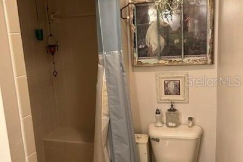 House in Eustis, Florida 3 bedrooms, 174.01 sq.m. № 1553281 - photo 25