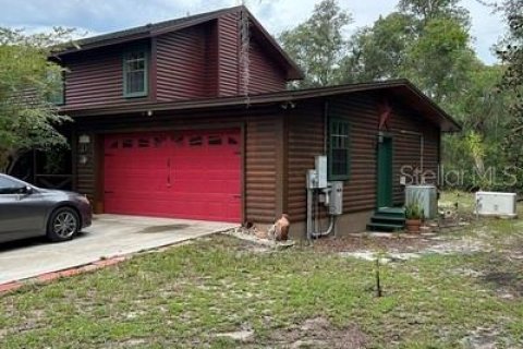 House in Eustis, Florida 3 bedrooms, 174.01 sq.m. № 1553281 - photo 1