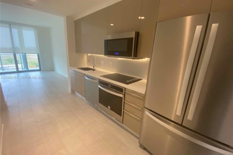 Copropriété à louer à Sunrise, Floride: 1 chambre, 47.66 m2 № 2294111 - photo 2