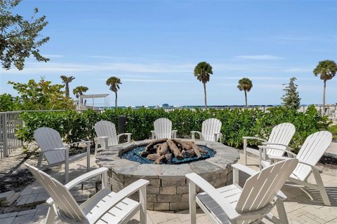 Condo in Sarasota, Florida, 2 bedrooms № 2113126 - photo 7