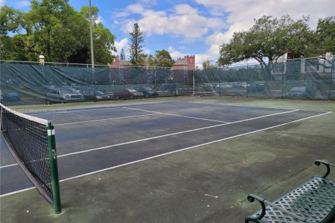 Купить кондоминиум в Лодерхилл, Флорида 1 спальня, 74.32м2, № 1940221 - фото 20