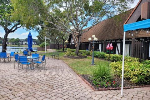 Купить кондоминиум в Лодерхилл, Флорида 1 спальня, 74.32м2, № 1940221 - фото 23