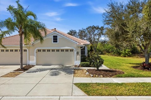 Villa ou maison à vendre à North Port, Floride: 2 chambres, 140.1 m2 № 2289952 - photo 3