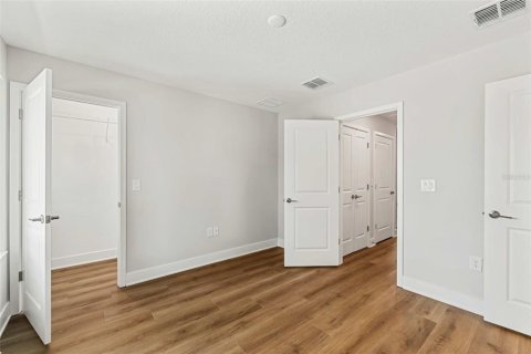 Touwnhouse à vendre à Tampa, Floride: 3 chambres, 150.5 m2 № 2152396 - photo 17